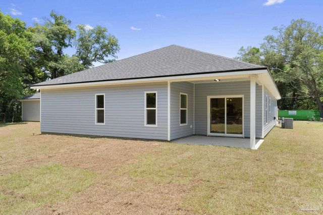 8310 Vickie St, Pensacola, FL 32514