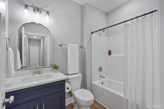 8310 Vickie St, Pensacola, FL 32514