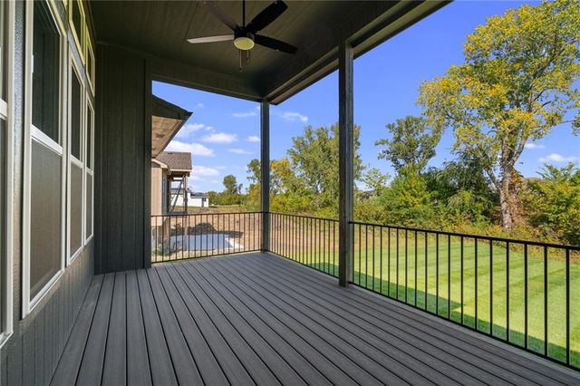 8973 Shady Bend Road, Lenexa, KS 66227