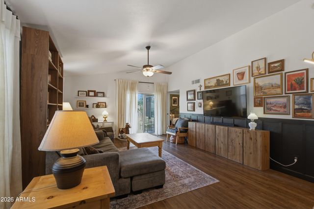 4557 E Grove Avenue, Mesa, AZ 85206