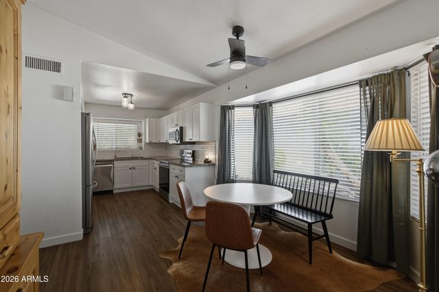 4557 E Grove Avenue, Mesa, AZ 85206