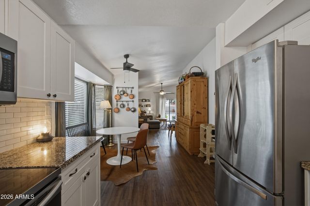 4557 E Grove Avenue, Mesa, AZ 85206