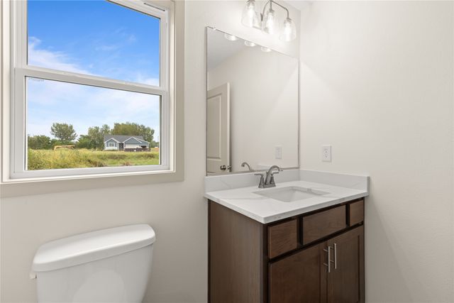 407 NE Madison Avenue, Elkhart, IA 50073