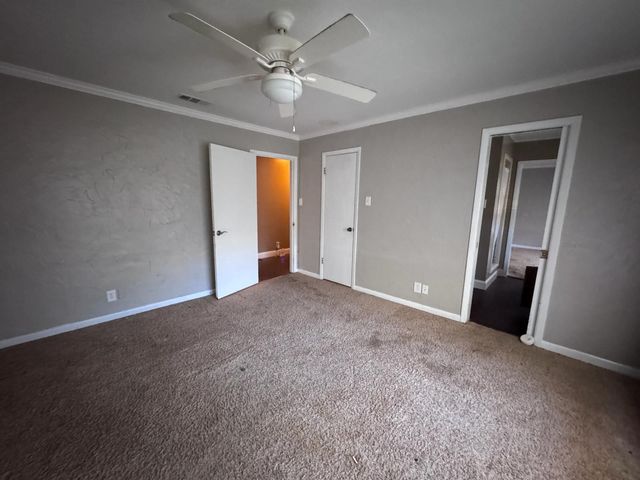 2906 Tanglewood Drive, Commerce, TX 75428