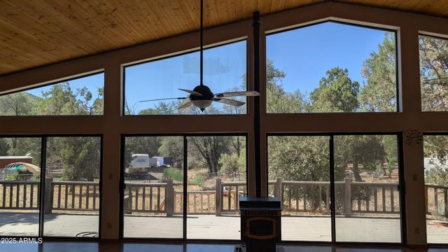 51554 N SIGNAL MOUNTAIN Road, Miami, AZ 85539