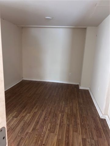 531 W Avenue E, Robstown, TX 78380