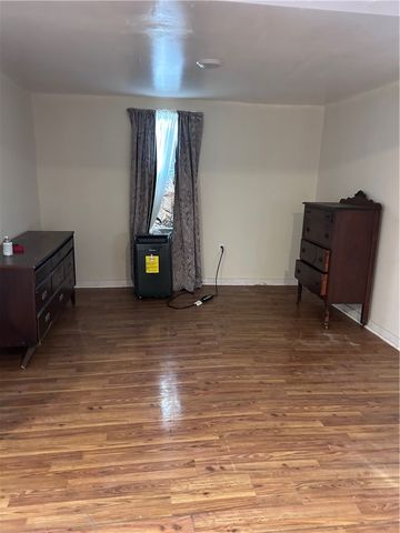 531 W Avenue E, Robstown, TX 78380