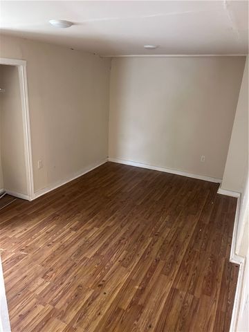 531 W Avenue E, Robstown, TX 78380