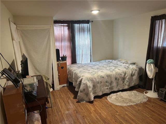 531 W Avenue E, Robstown, TX 78380