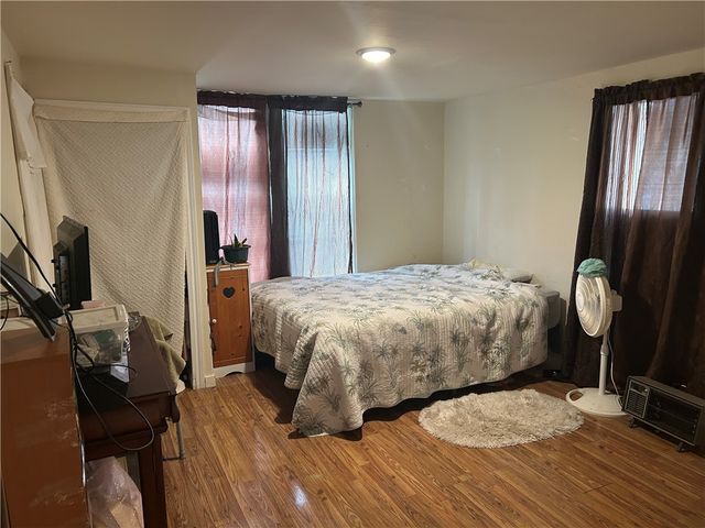 531 W Avenue E, Robstown, TX 78380