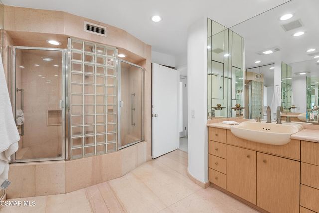 4 Jib Street 13, Marina Del Rey, CA 90292