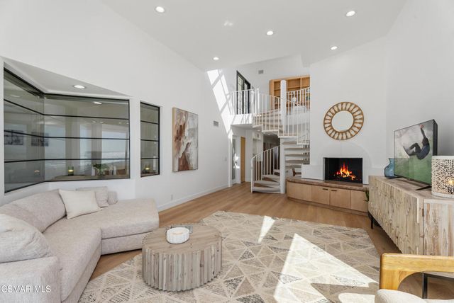 4 Jib Street 13, Marina Del Rey, CA 90292