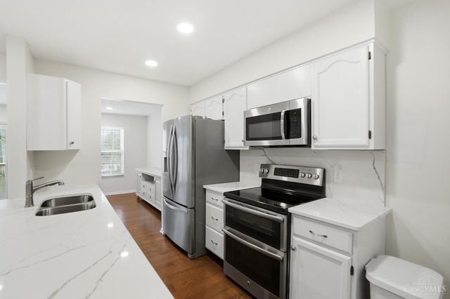 6872 Sandharbor Court, Hamilton Twp, OH 45039