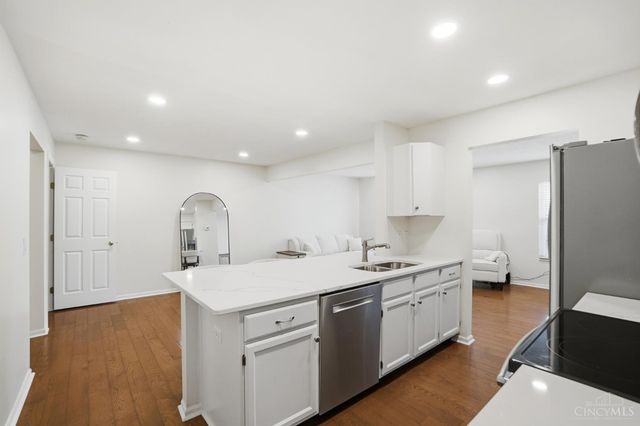 6872 Sandharbor Court, Hamilton Twp, OH 45039