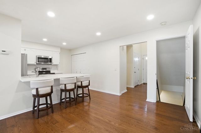 6872 Sandharbor Court, Hamilton Twp, OH 45039