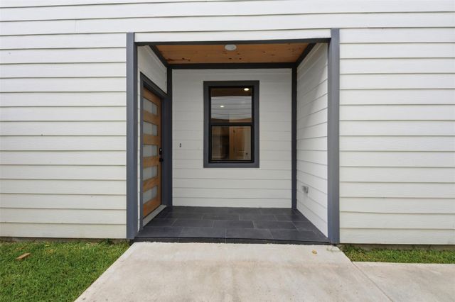 882 Prosper Street, Houston, TX 77088