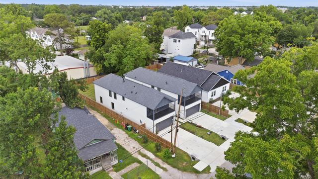 882 Prosper Street, Houston, TX 77088