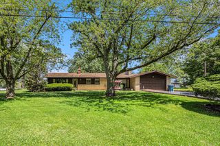 12109 White Oak Drive, Crown Point, IN 46307