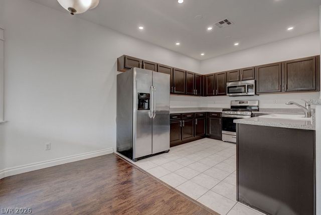 5938 Gentleslope Street, Henderson, NV 89011