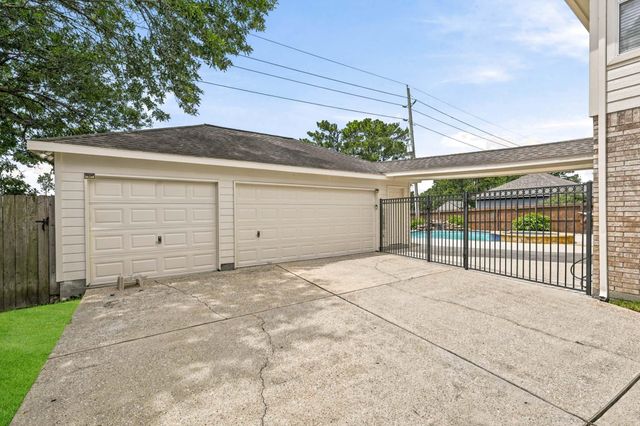 6926 Wild Violet Drive, Humble, TX 77346