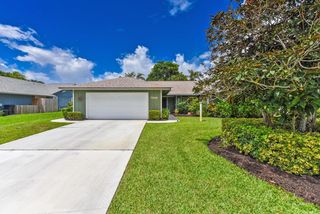 7906 SE Trenton Avenue, Hobe Sound, FL 33455