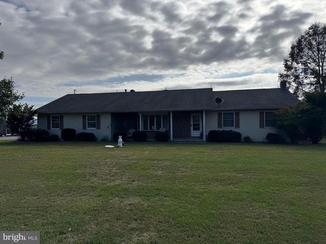 13677 PINEY RIDGE RD, Huntingdon, PA 16652