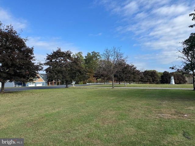 13677 PINEY RIDGE RD, Huntingdon, PA 16652