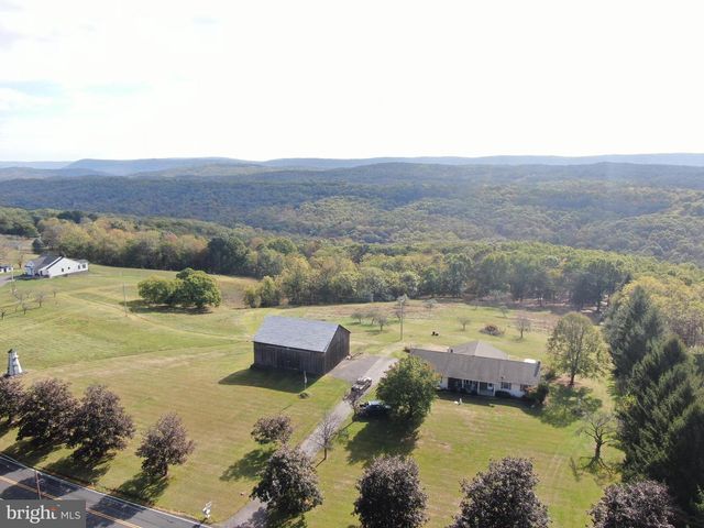 13677 PINEY RIDGE RD, Huntingdon, PA 16652