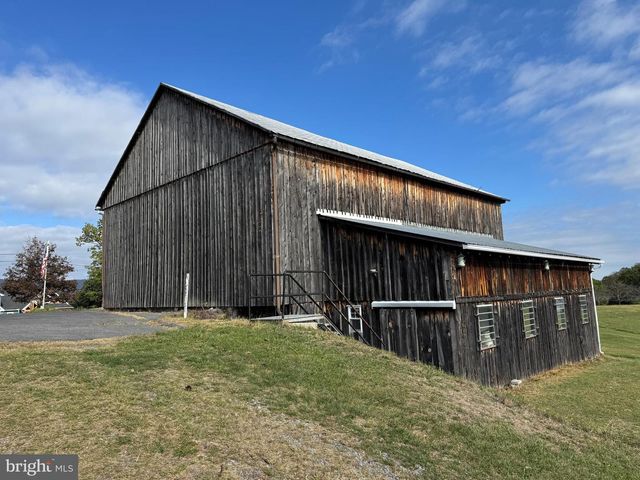 13677 PINEY RIDGE RD, Huntingdon, PA 16652