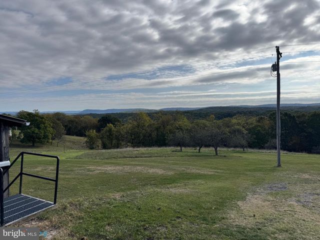 13677 PINEY RIDGE RD, Huntingdon, PA 16652