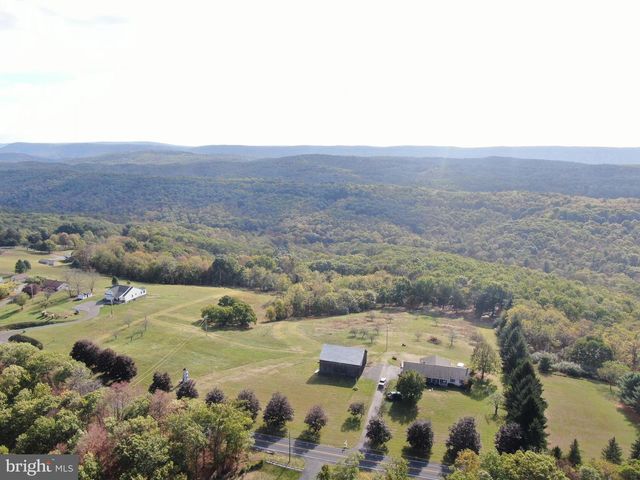 13677 PINEY RIDGE RD, Huntingdon, PA 16652