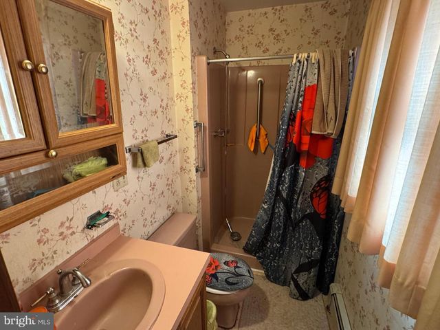 13677 PINEY RIDGE RD, Huntingdon, PA 16652