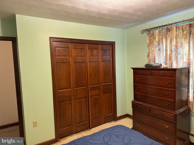 13677 PINEY RIDGE RD, Huntingdon, PA 16652