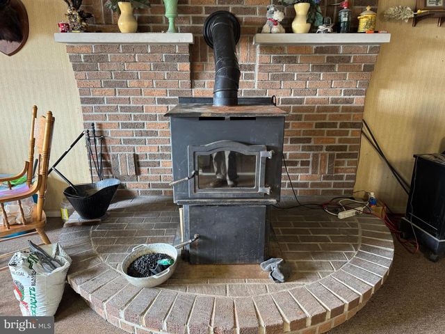 13677 PINEY RIDGE RD, Huntingdon, PA 16652