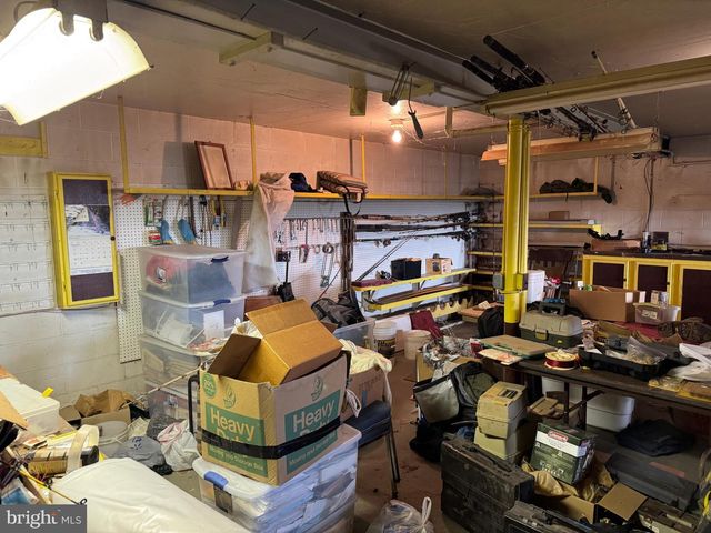 13677 PINEY RIDGE RD, Huntingdon, PA 16652