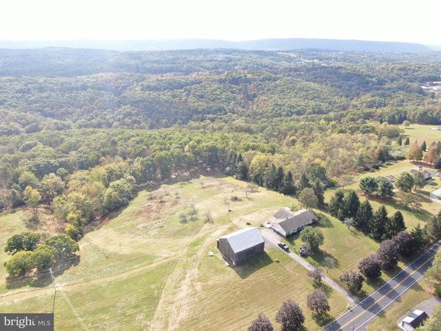 13677 PINEY RIDGE RD, Huntingdon, PA 16652