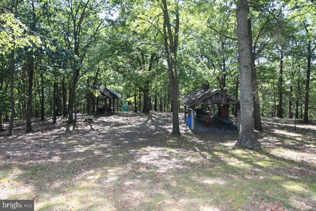 13677 PINEY RIDGE RD, Huntingdon, PA 16652