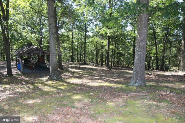 13677 PINEY RIDGE RD, Huntingdon, PA 16652