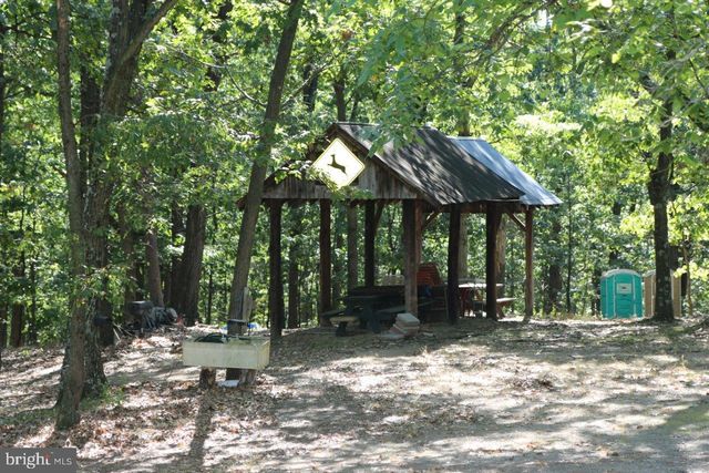 13677 PINEY RIDGE RD, Huntingdon, PA 16652