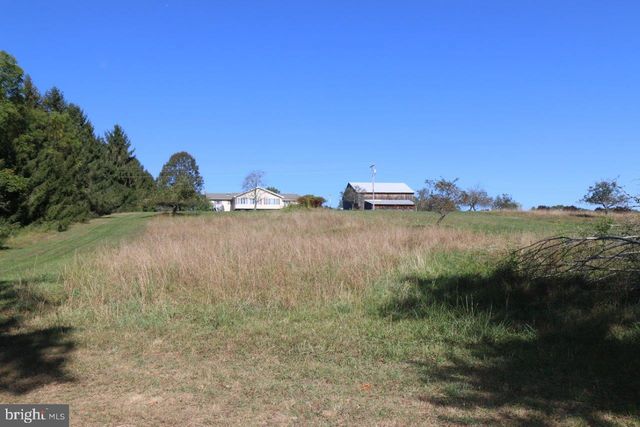 13677 PINEY RIDGE RD, Huntingdon, PA 16652