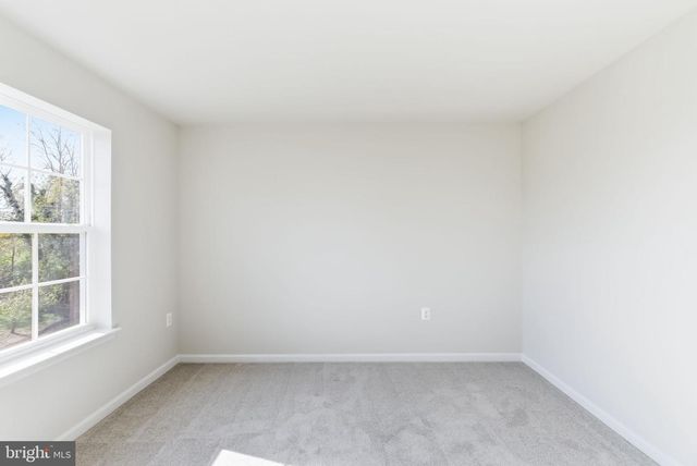 221 MONTEITH DR, Winchester, VA 22601