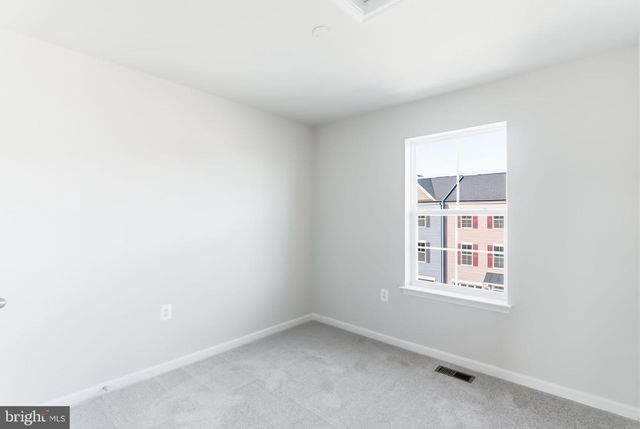 221 MONTEITH DR, Winchester, VA 22601