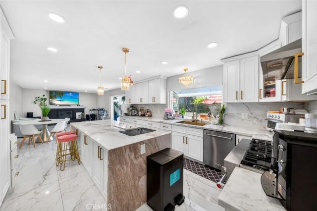 251 Avenida Santa Anita, La Habra, CA 90631