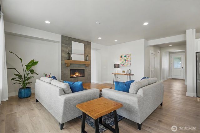 1427 114th Avenue E, Edgewood, WA 98372