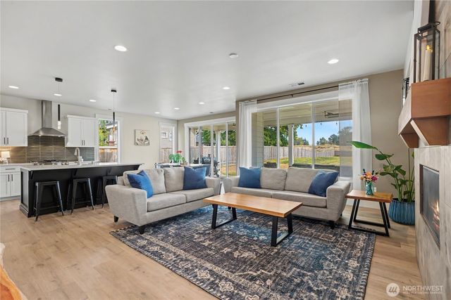 1427 114th Avenue E, Edgewood, WA 98372