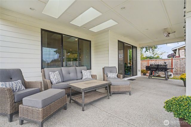 1427 114th Avenue E, Edgewood, WA 98372