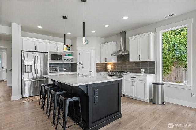 1427 114th Avenue E, Edgewood, WA 98372