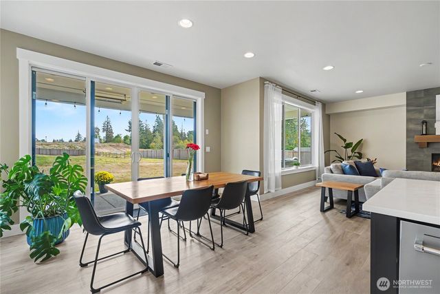 1427 114th Avenue E, Edgewood, WA 98372
