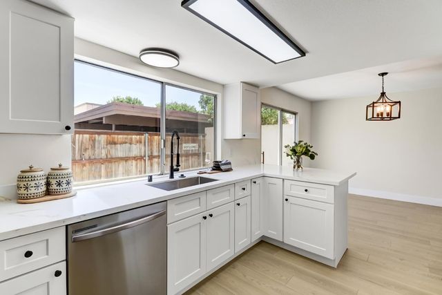 5969 Casa Alegre, Carmichael, CA 95608