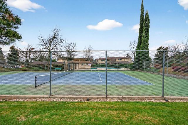 5969 Casa Alegre, Carmichael, CA 95608